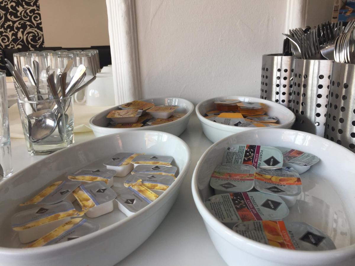 City Hotel Agoston 페치 외부 사진
